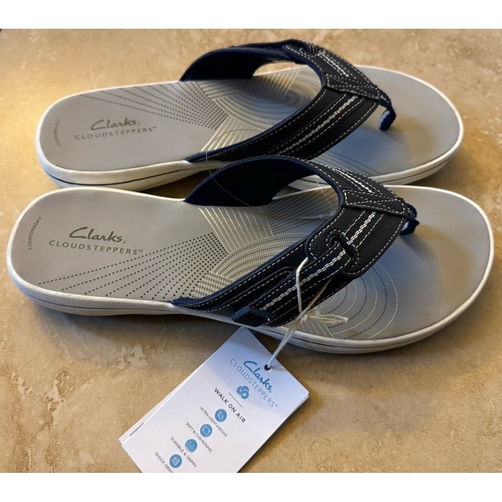 Clarks Cloudsteppers Brinkley Jazz Navy Blue Flip Flop Thong Sandals Size 10 NEW